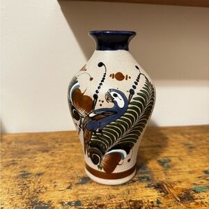 Hand-Painted Tonala Vase with Parrot Design